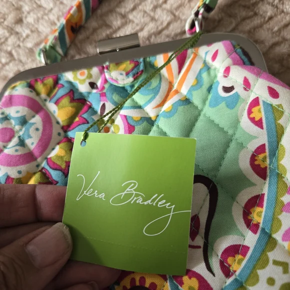 Vera Bradley Mini Frame Crossbody Tutti Frutti NWT Quilted Purse Bag Kiss Lock. - Picture 6 of 15